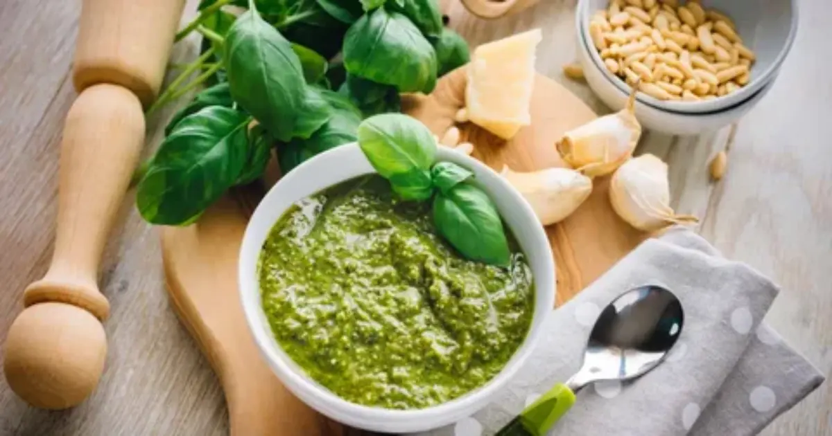 How Do You Make Pesto Sauce Without A Food Processor?